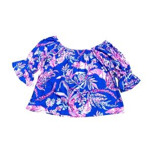 Lilly P. Off the shoulder shirt. Worn 2x and in perfect condition
